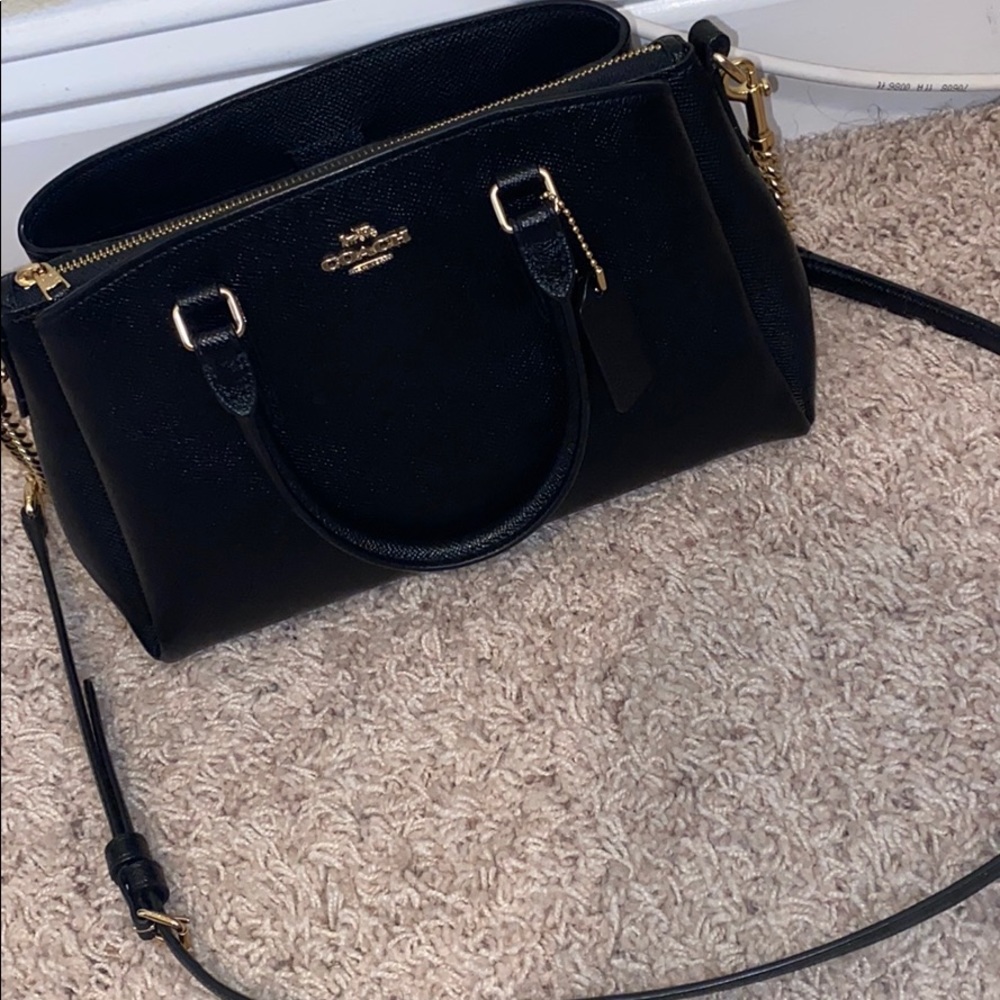 Coach crossbody purse! 👜